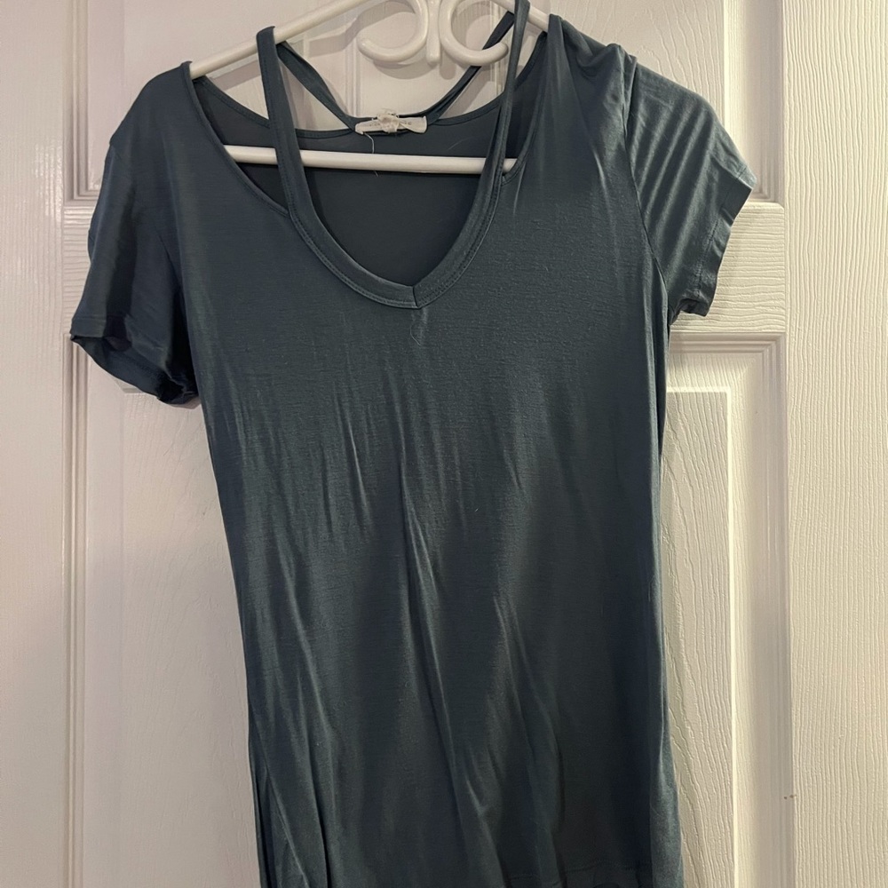 Woman’s LIME BLUE t-shirt, large L